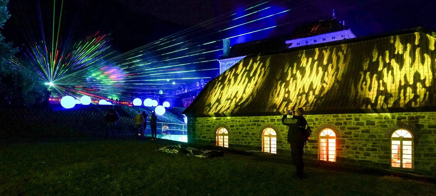 Kostenloses Kulturfestival „Luise heizt ein“ am 11. Juli in Balve