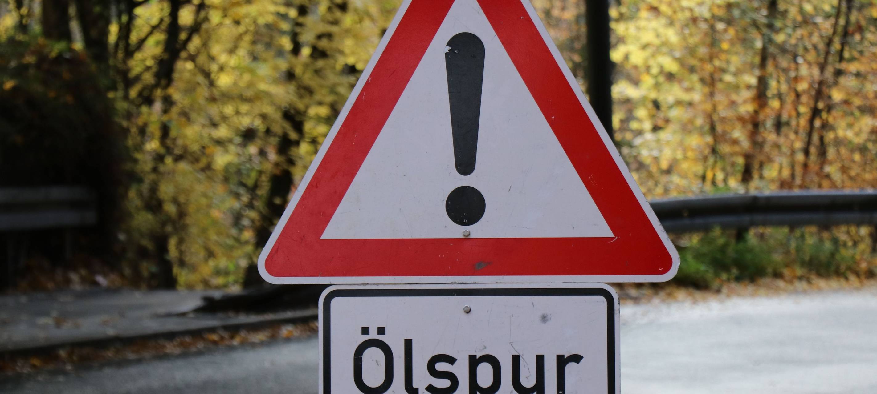 Ölunglück in Halver dauert an