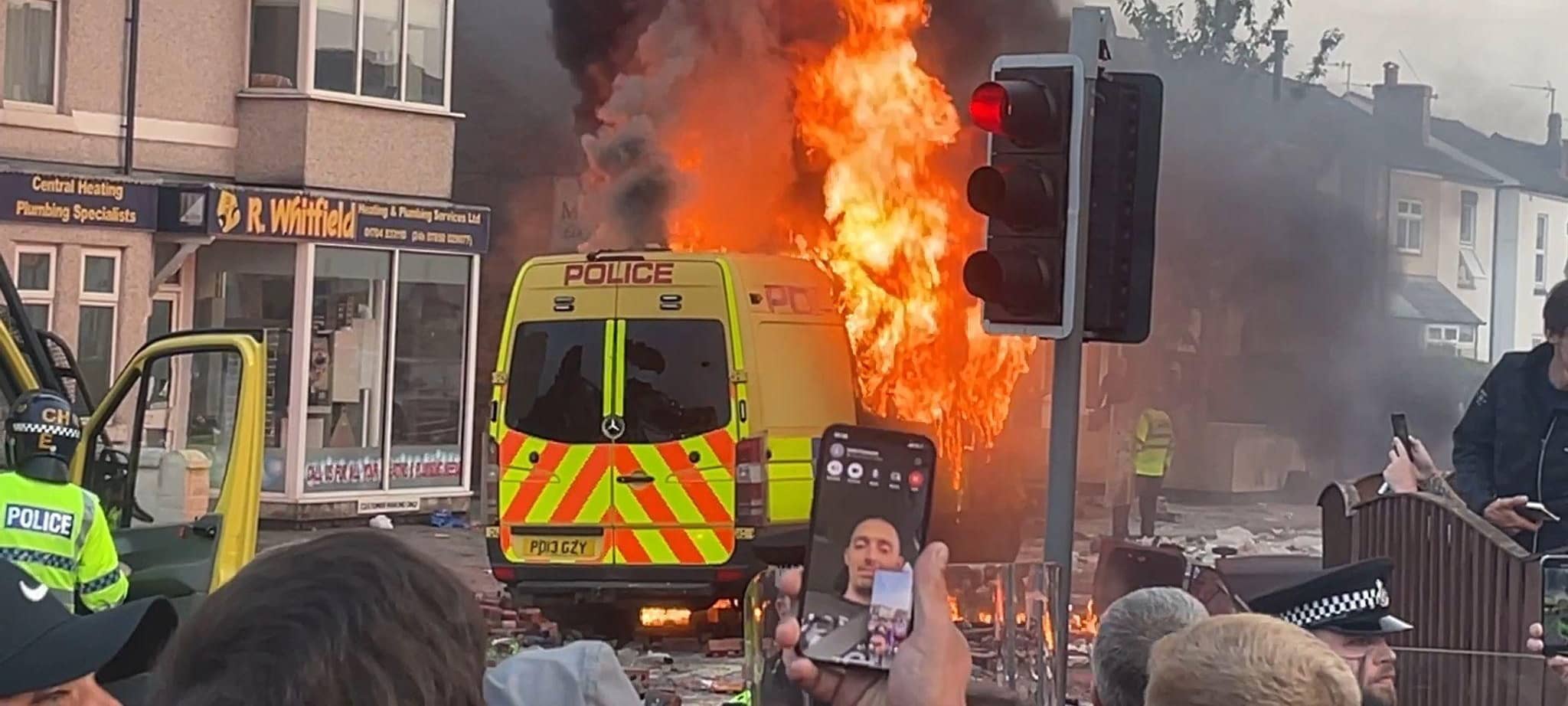Unruhen nach Bluttat in Southport