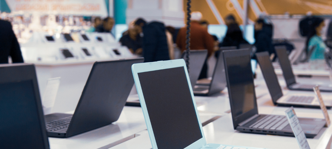 Laptops in Fachhandel zum Verkauf