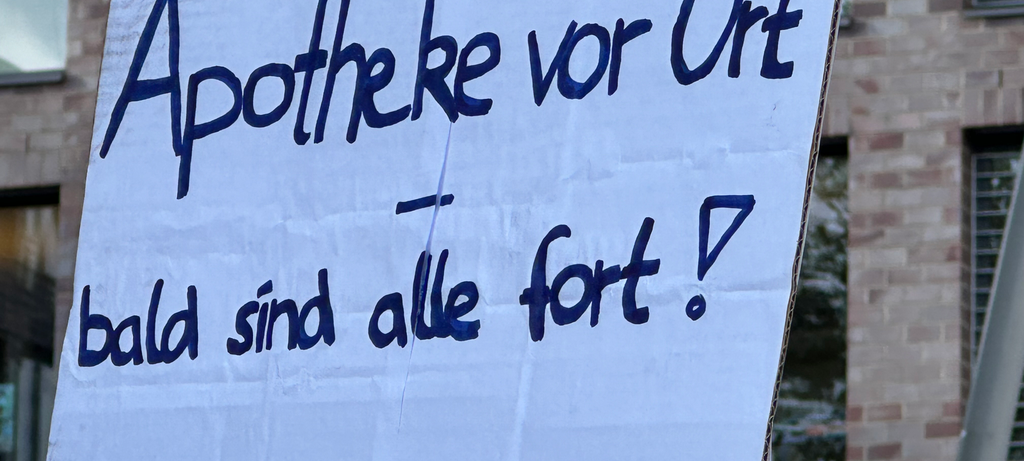 Schon jetzt muss alle 18 Stunden eine Apotheke für immer schließen. Im Juni gab es damit so wenige Apotheken, wie seit 1980 nicht.