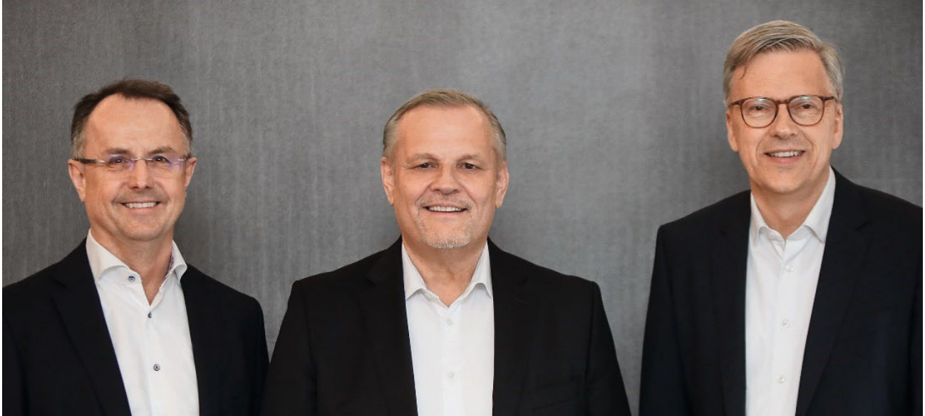 Die neue Konzernleitung von OTTO FUCHS: Andreas Engelhardt (Mitte), Dr. Walter Stadlbauer (links), Philipp Neuhaus (rechts).