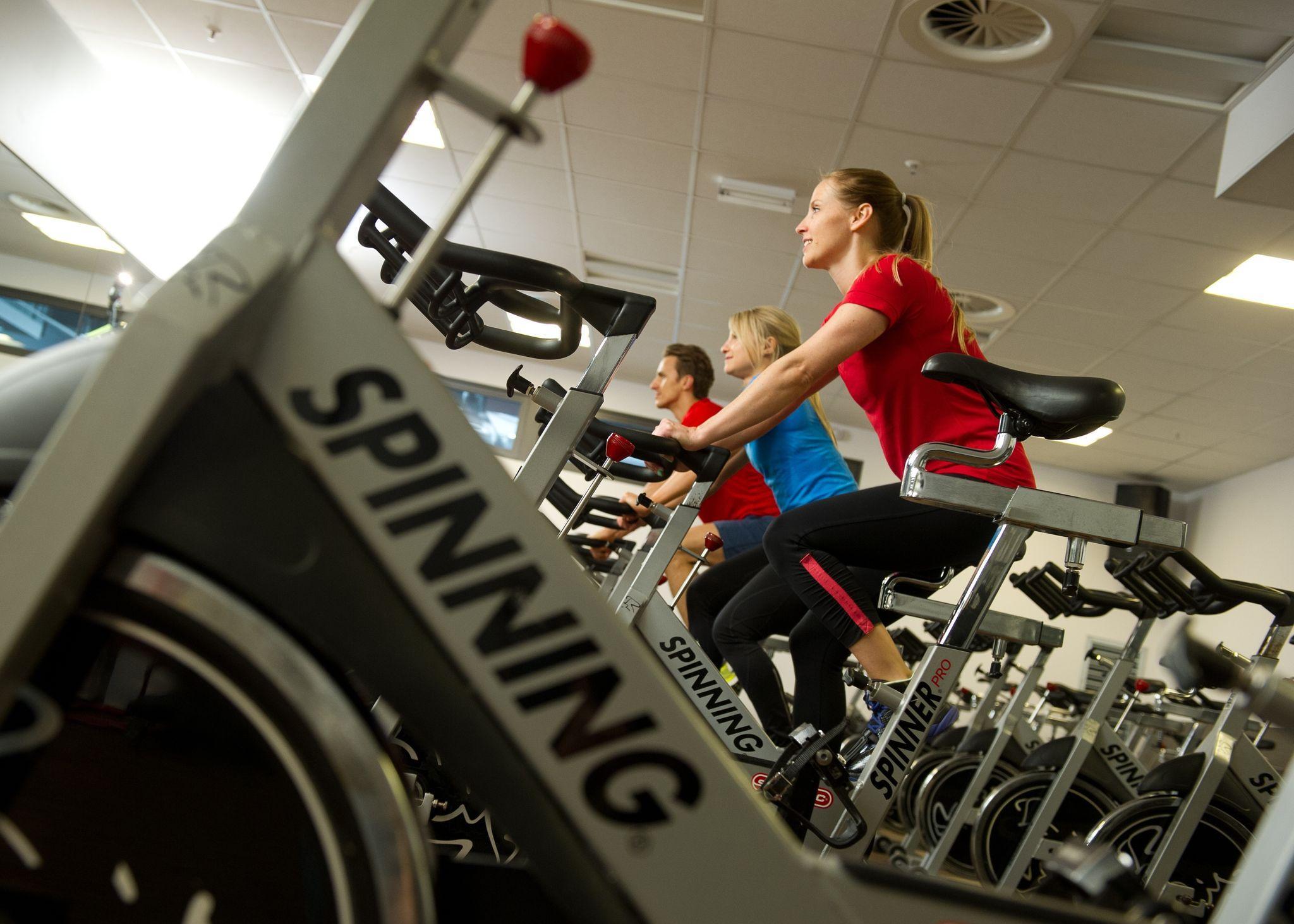 Spinning im Fitnessstudio