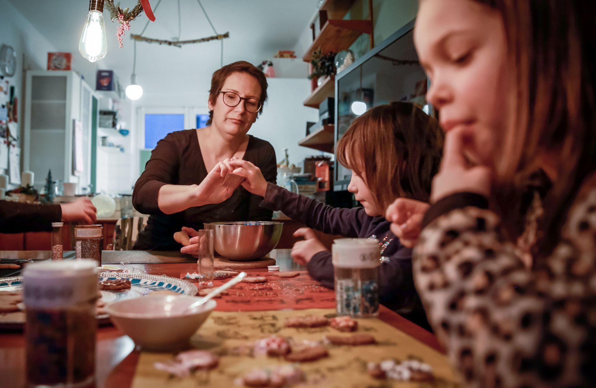 Plätzchen backen mit Kindern